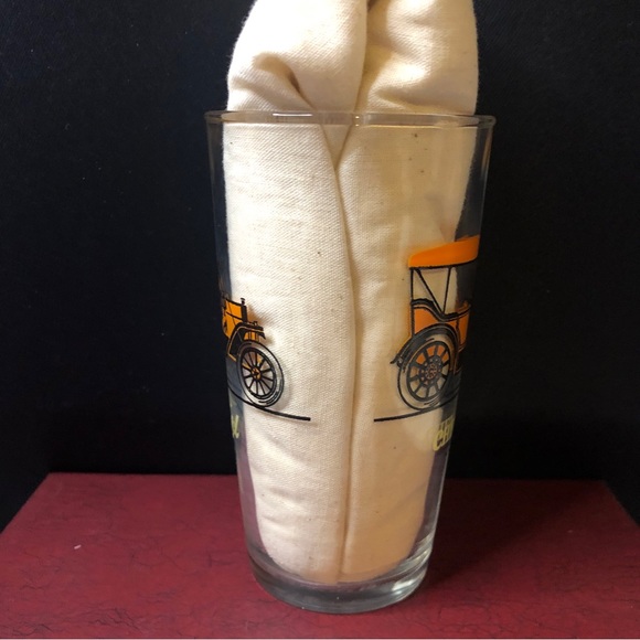 Vintage Hazel-Atlas Glass Co., Featuring An Early 1908 Ford & A 1913 Chevrolet - Picture 2 of 16